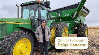 A day in the life of Ontario grain farmer Paige Handsor!