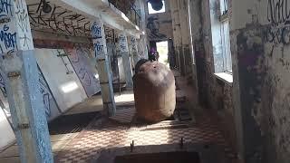 Hara inside the old submarine port building 60FPS 1080P