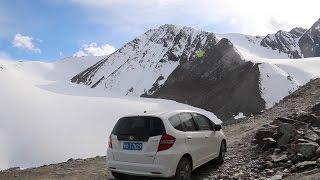 Xinjiang Roadtrip on the Stunning Highway 216