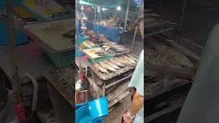 Small tunas on barbecue, smell fantastic! #thailand #seafood #tuna #barbecue #streetmarket #foodie
