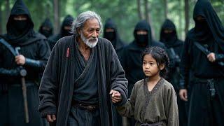 Kung Fu Movie! Black-clad killer attacks the old beggar, unaware of his hidden martial arts skills!