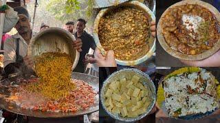 Harpal Yadav Ji Ke Tawa Fry Chole Kulche || Delhi Street Food