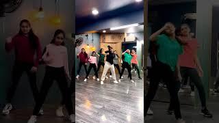 chori chori chupke chupke aankhon mein samaja new trending viral girls dance video reels#viral#short