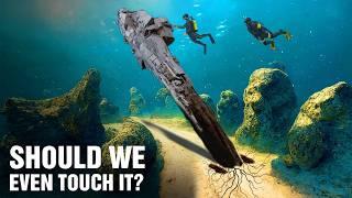 UFO Sighting Caught on Camera Underwater | UNBELIEVABLE Video Proofs Of Ocean UAP's