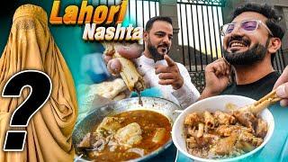 Lahori MOM Made Breakfast for Me | Authentic Lahori Nashta in Lahore Pakistan