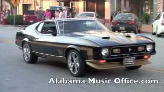 Courtin' The Blues Parade kicks off WC Handy Festival 2013  1080p