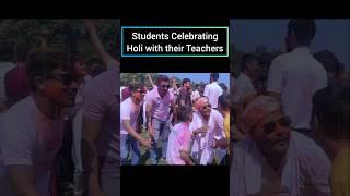 बच्चों ने मनाई होली | Dreamers Edu Hub Celebration | Holi Celebration | Anuj Sir |Holi 2025