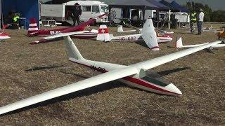 Modern Sailplanes at Jerilderie aerotow 2017. RC VARMS