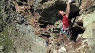 Nicolas Favresse, trad climbing in Wales