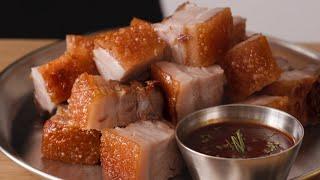 통째로 튀긴 통삼겹살｜Crispy Pork Belly｜Lechon Kawali