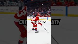 Alex DeBrincat buries a beauty past Andrei Vasilevskiy