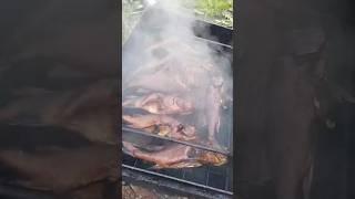 наловили рыбы) теперь она готовится. не смотреть