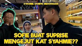 SYAHMIE TERKEJUT DAPAT HADIAH MAHAL DARI SOFIE??? SOFIE DIMALUKAN DEPAN ORANG RAMAI!!!