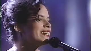 10,000 Maniacs Live on The Arsenio Hall Show - March 1, 1993 (Two Songs Performed)