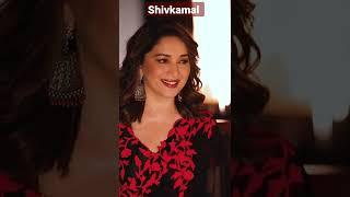 #MadhuriDixit & her thousand watt smile would make your day 