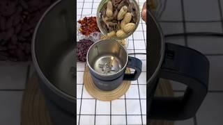 "Small Grinder, Spicy Wonders! " #kitchengadgets #mixer #grinder #kitchen #tech #trending #masala