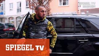 Gangsta-Rapper Mo: Das schrille Leben einer Rotlichtgröße | SPIEGEL TV