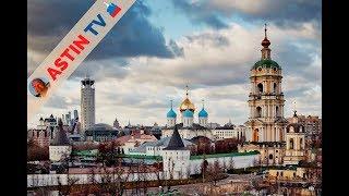 Moscow. Novospassky Monastery. Novospassky pond. City overview.