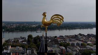 Tradition trifft Hightech: Mit der Drohne auf Schadenssuche am Mainzer Dom