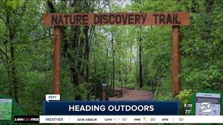 Summer activities for kids at Farmington Hills Nature Center