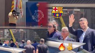 Welcome ️, Joan Garcia finally ARRIVES in Camp Nou for Barcelona presentation