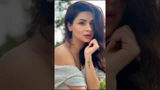 Avneet kaur latest pics ️ || it's me shubhika || Avneet kaur