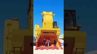 Massive KOMATSU PC7000!