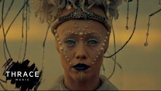 MONOIR - Dreams (Official Lyric Video)