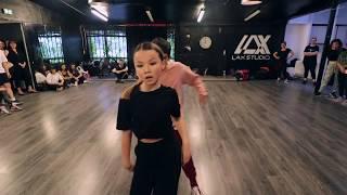 MAD LOVE SEAN PAUL - DELPHINE LEMAITRE AND AMALIA SALLE DANCE CLASS