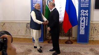 PM Modi Meets with Russian President Vladimir Putin in Kazan | BRICS Summit 2024| I India