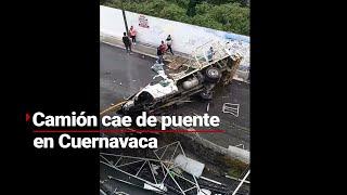 ¡DE MILAGRO! | Camioneta de carga cae desde un segundo piso y el conductor sobrevive