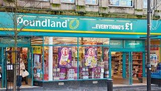 stationery shops in london • poundland *stationery section* [UK]