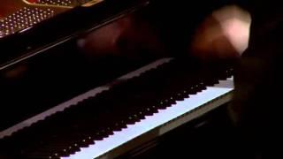 Daniil Trifonov - Bach-Rachmaninov Gavotte from Partita for solo violin No.3 in E major