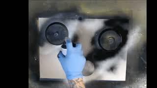 How to spray paint art : Black & White planets tutorial