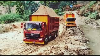 Perdana Uji Coba Dam Truk Hino 500 Trinton Bermuatan Full Pasir Versi Miniatur Truk Rc