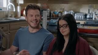 Modern Family : Haley and Alex's Boyfriends | STS