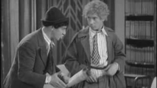 The Best of Harpo Marx - Animal Crackers (1930)