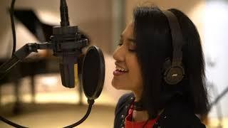 My Grown-up Christmas List - Cover by Shereen Cheong ft Amni Musfirah [HD]