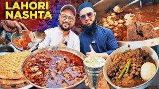 Best Lahori PAYA? | Ultimate Lahori Nashta | Mutton Chanay, Lassi & Kulcha ft. @SaqibMobeen