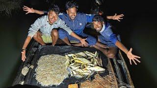 প্রচন্ড ঠান্ডার মধ্যে গলা জলে নেমে,একঘেয়ে জাল টেনে চিংড়ি মাছ ধরলাম!!!