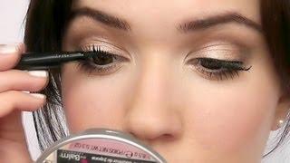 How To Apply False Eyelashes For Beginners  Two Easy Ways