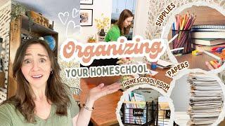 Organization in your Homeschool // Tips to Keeping Everything Organized