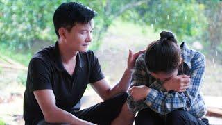What made Tu Phan so sad on a rainy day and can Thu help her overcome her sadness?