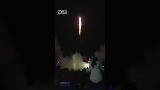 China Launches New Crew To Orbiting Space Station | 10 News First