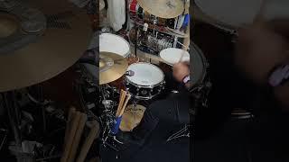 What’s your favorite style of bearing #edge for a #snare #drum? #shorts #snaredrum #drums #tuning