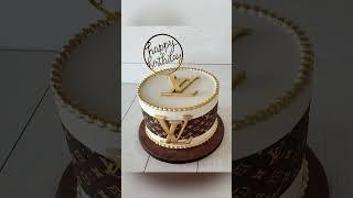 Fashion inspired cakes for women