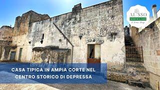 Casa tipica in ampia corte nel centro storico di Depressa