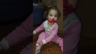 Дети и косметика . Мамина красотка. Маленькая хулиганка.)))