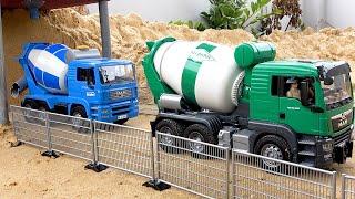 Road construction with Concrete Mixer Truck toys