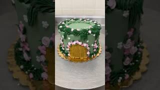 Hopping on the mossy cake trend ‍️ #cake #cakedecorating